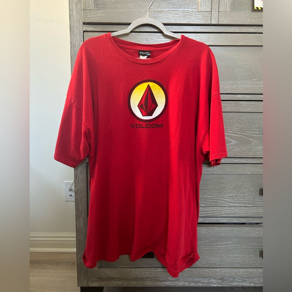 Volcom Vintage Collectible Red Short Sleeve Tee